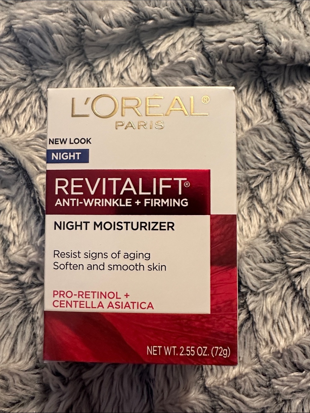 L'Oreal Revitalift Night Moisturizer - White and Red